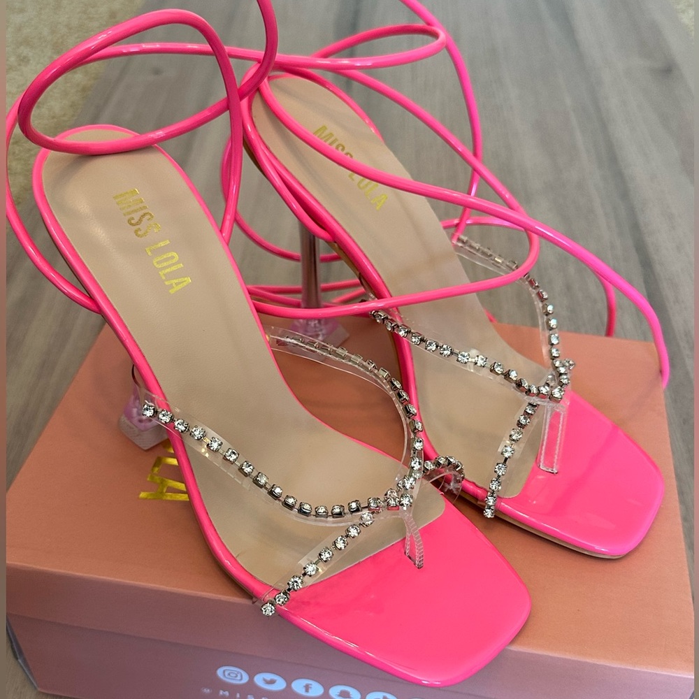 PINK HEELS (NWOT) - Picture 4 of 8